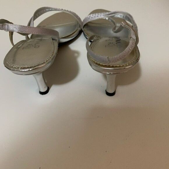 Touch‎ of Nina Silver Strappy Heels Size 7 - Picture 5 of 5